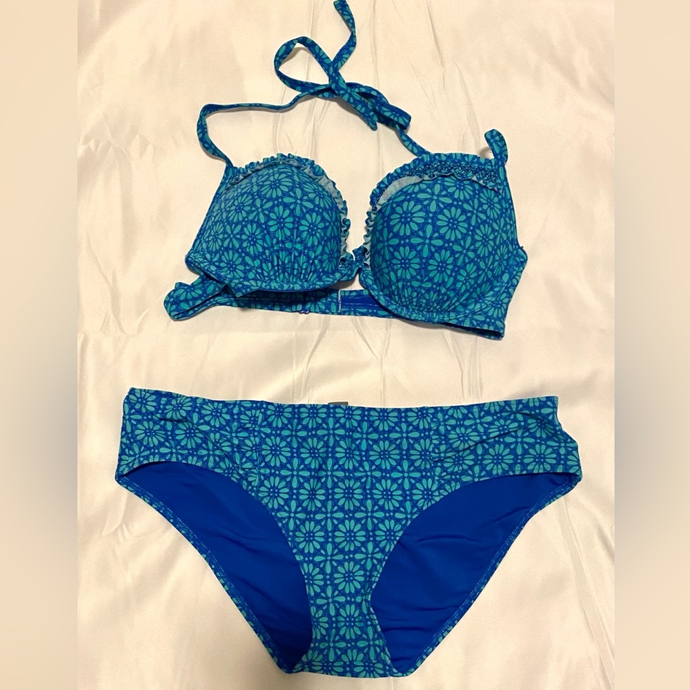 Set of Aerie Two-piece swimwear